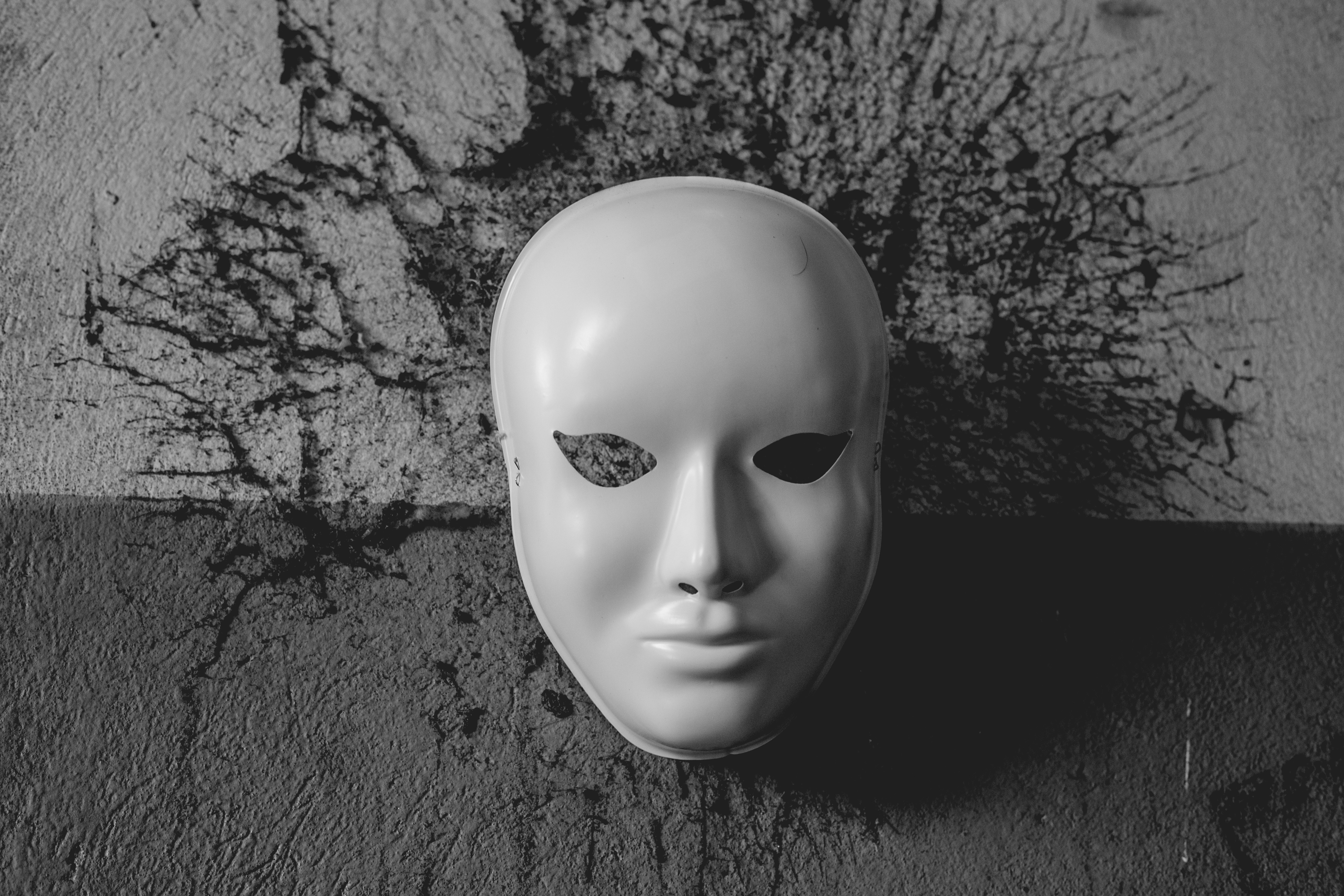 Psychological Practices for Boosting Daily Self-Esteem in Women