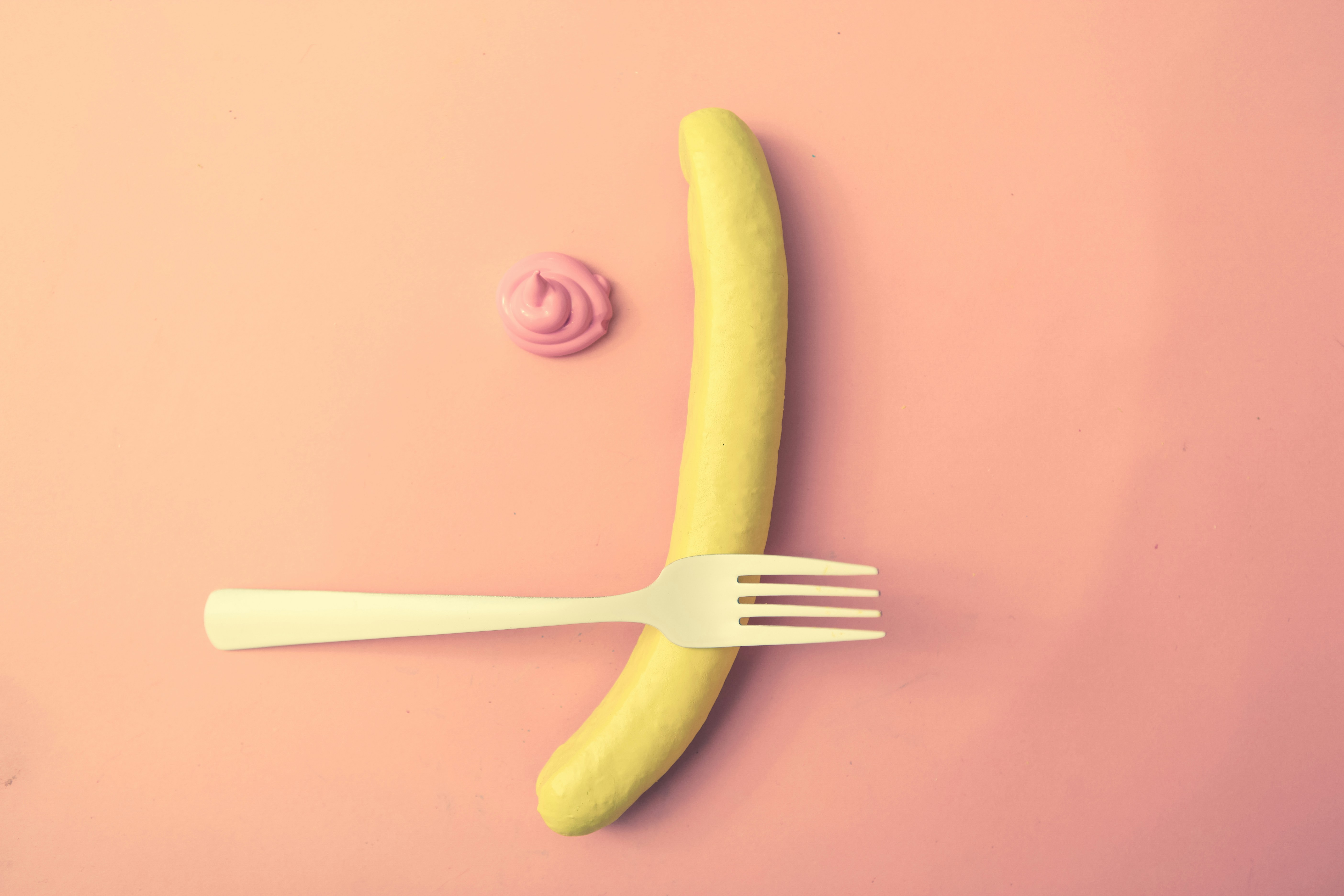 Photo by Alex Gruber on Unsplash, diets, anxiety, food and stress, what to eat to be calm, how to relieve anxiety, healthy eating, how to reduce stress, how to get rid of anxiety