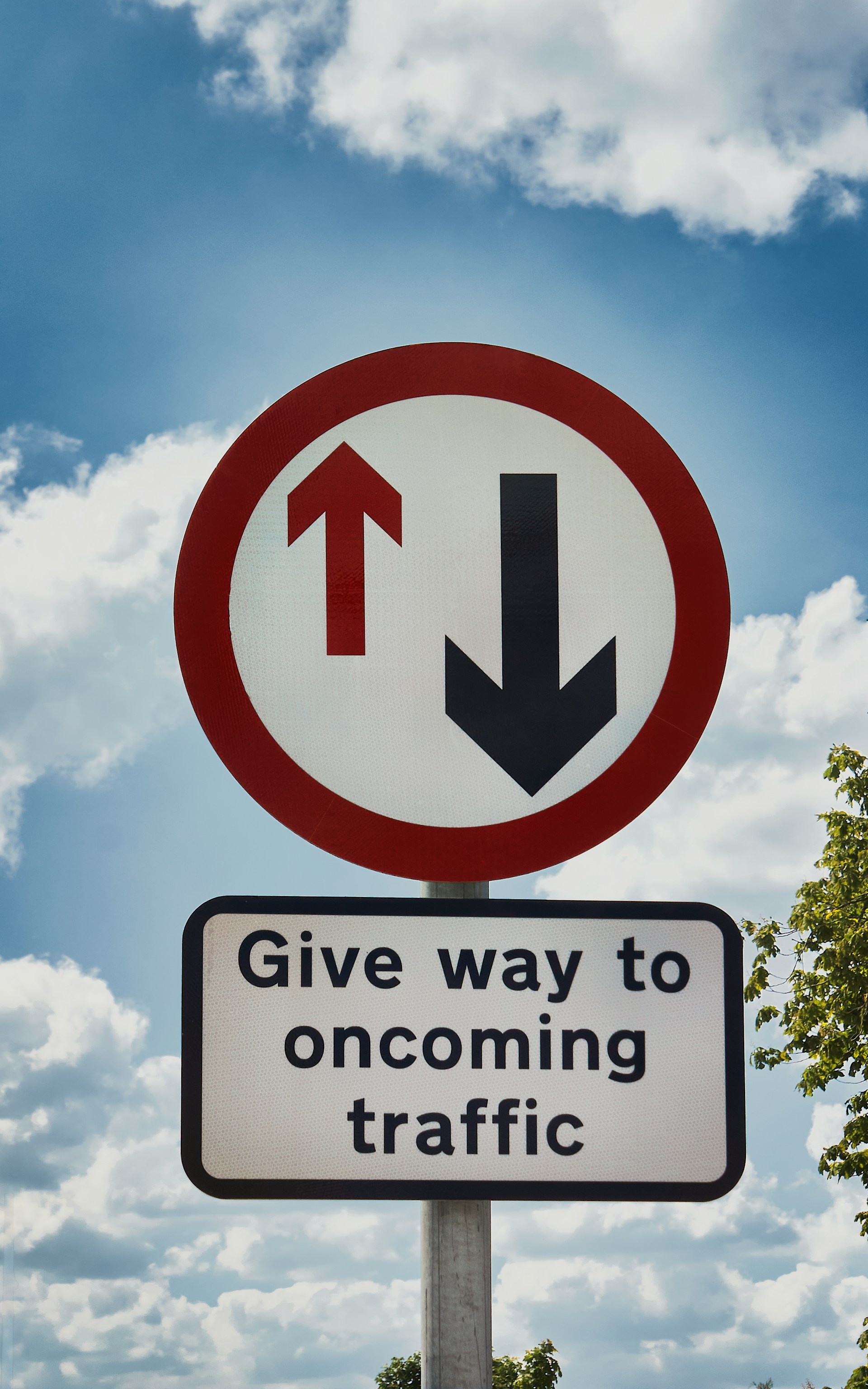 personal boundaries, psychology, psychologist tips, what are personal boundaries, why personal boundaries are needed, how to set personal boundaries, self-esteem, confidence, online psychology, Photo by K. Mitch Hodge on Unsplash , 