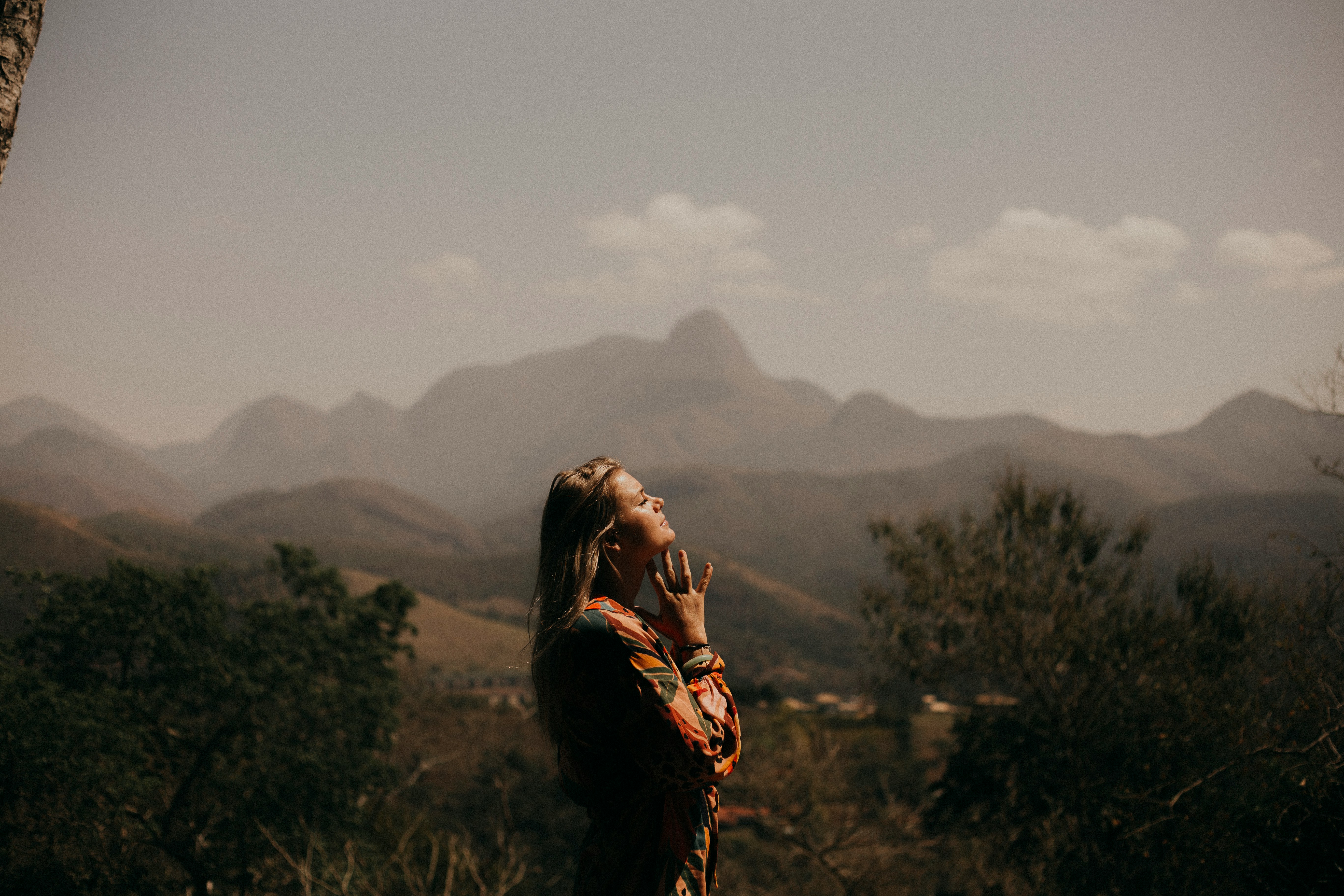 affirmations, Photo by Marcos Paulo Prado on Unsplash, affirmations, self-esteem, confidence, inner critic, imposter syndrome, psychology, online psychologist, happiness